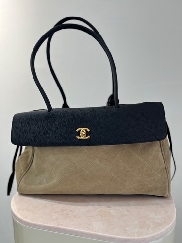 Authentic chanel quilted - chanel,