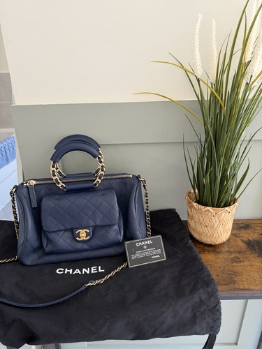 Chanel navy quilted leather - chanel,