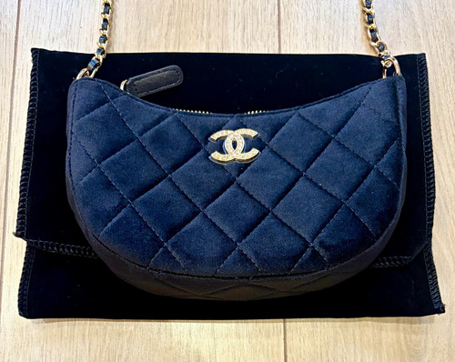 Chanel beauty quilted velvet - chanel,