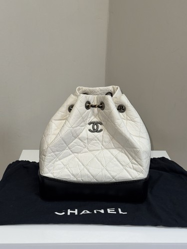 Chanel small gabrielle quilted - chanel,