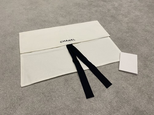 100 authentic chanel classic - chanel,