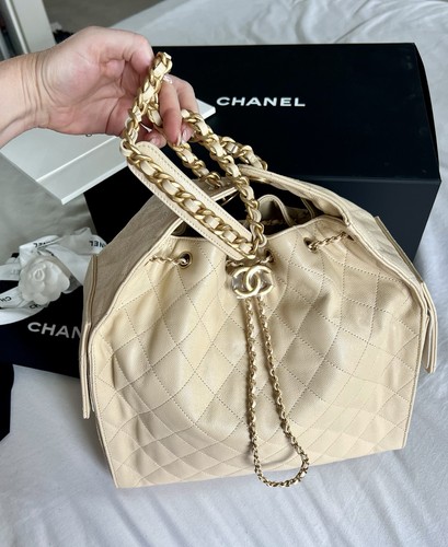 Sold out new authentic chanel - new,