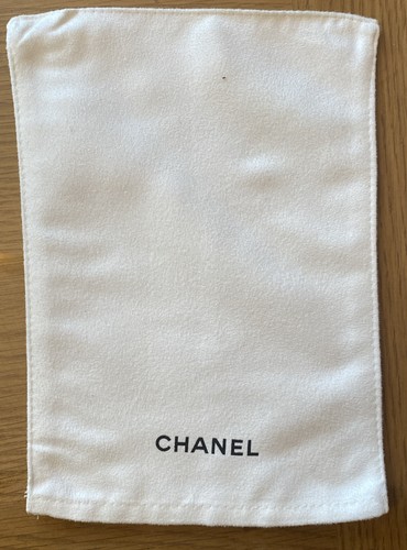 Chanel white velvet accessory - white,
