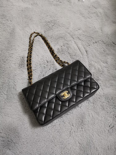 Chanel classic flap bag - classic,