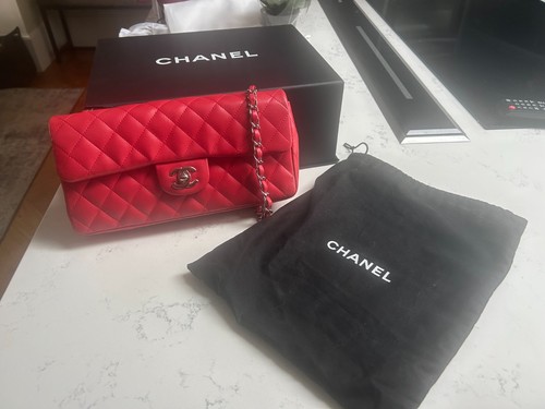 Chanel classic east west in - east,