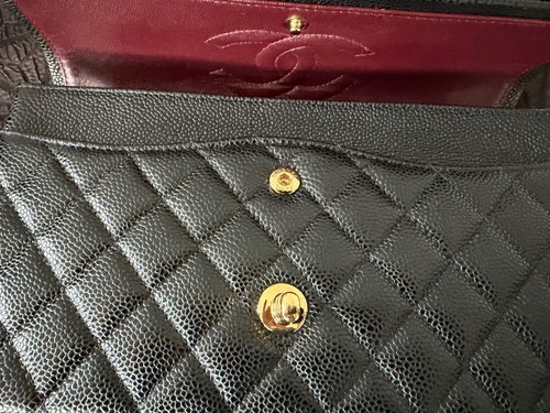 Chanel classic flap - chanel, medium