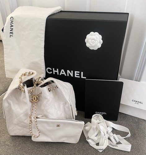 Chanel medium white - medium, hobo