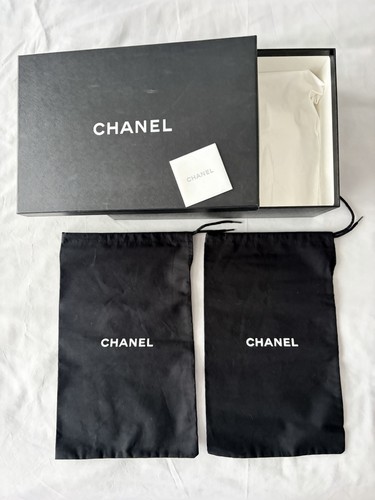 Original chanel box - box, dust