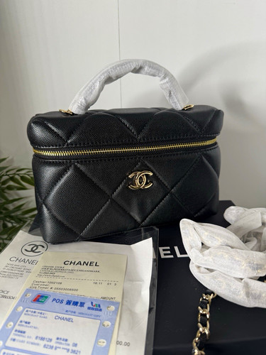 Chanel black quilted leather - chanel,