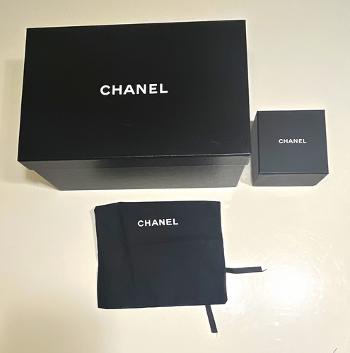 Chanel empty gift box - empty,