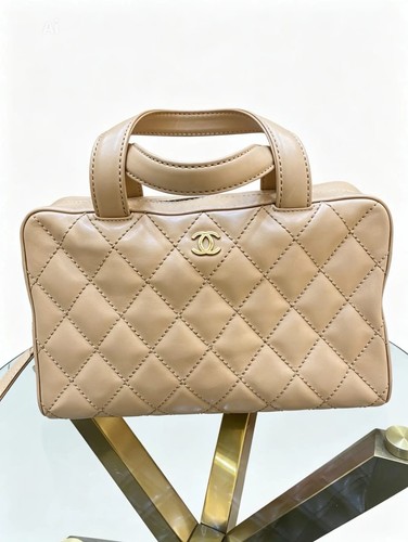 Chanel beige quilted leather - chanel,