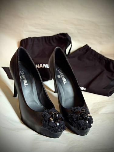 Authentic chanel black leather - authentic,