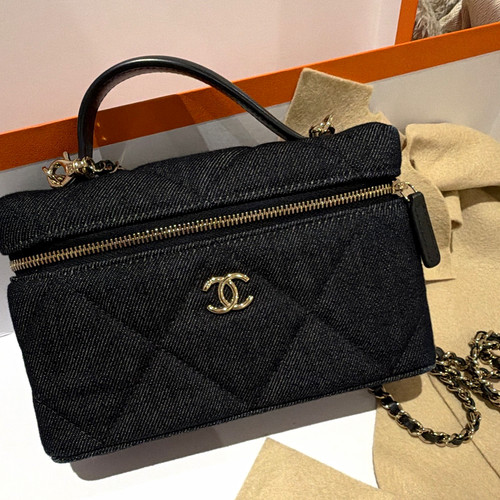 Chanel black quilted denim - chanel,