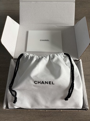 Chanel white cotton dust bag - white,