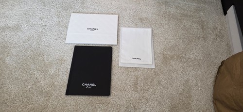 Chanel small dust - small, with