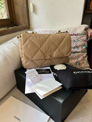 Chanel beige - chanel,