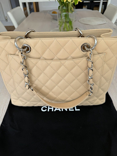 Chanel beige quilted - beige, leather