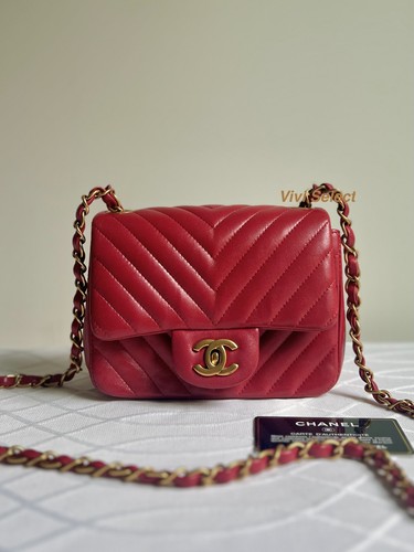 100 authentic chanel mini - 100%,