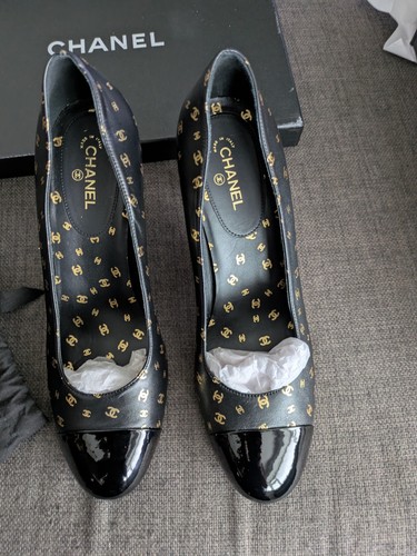 Chanel black leather - leather, gold